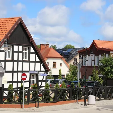 Apartament Grand Royal Maris Ustka - Najlepsza Lokalizacja, Bardzo Blisko Portu I Plazy, Parking, Nowy Kameralny Apartamentowiec, Scisle Centrum Екстер'єр фото